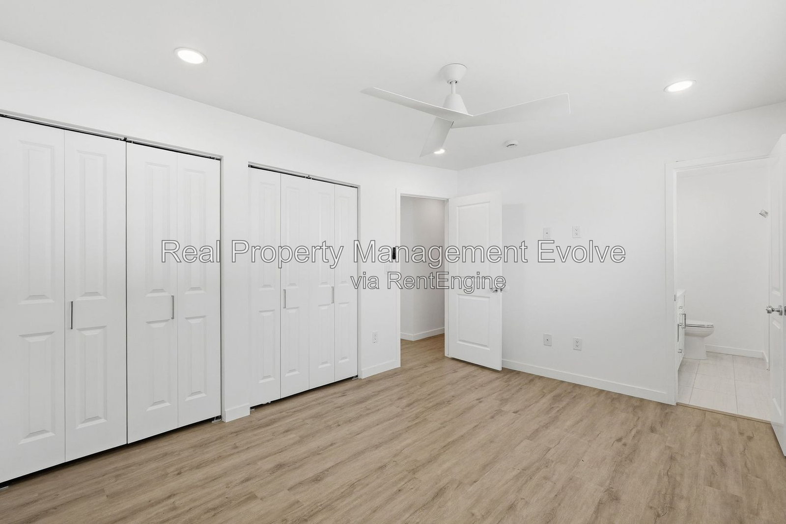 Gallery Image 20