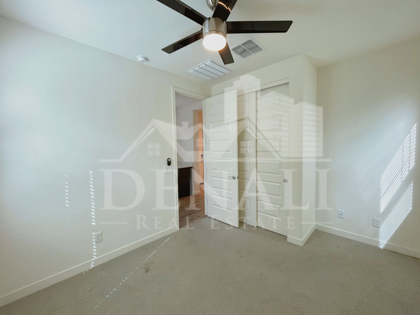 Gallery Image 32