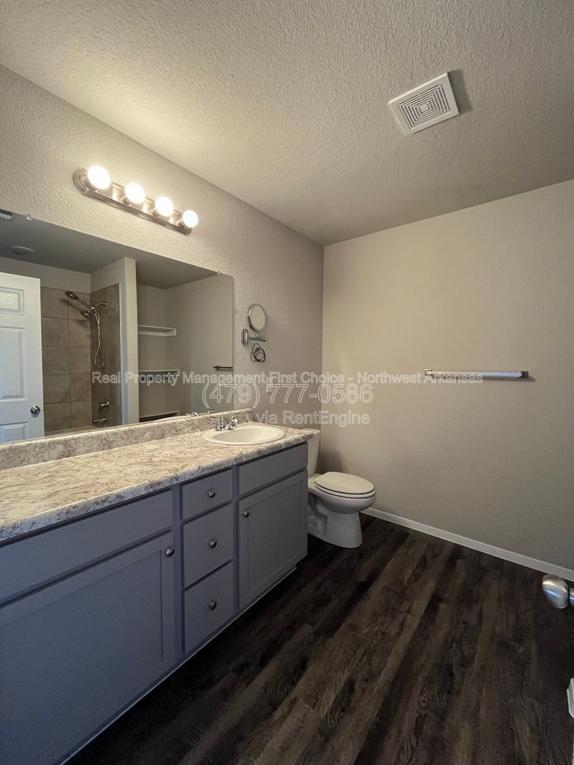 Gallery Image 18