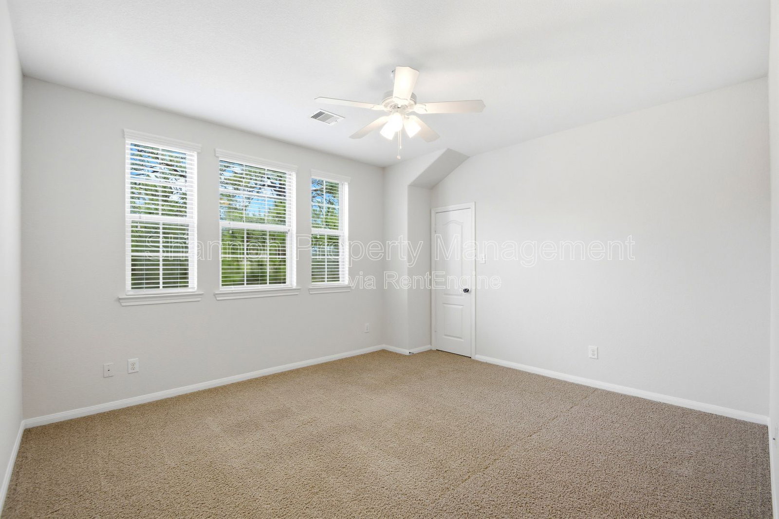 Gallery Image 30