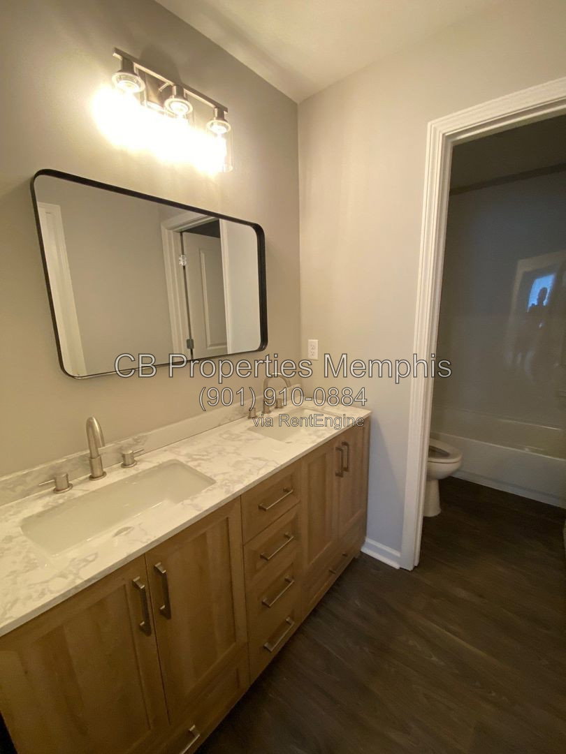 Gallery Image 14