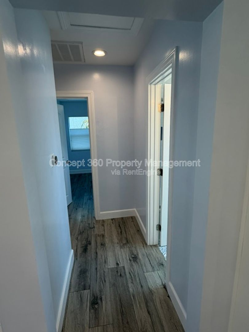 Gallery Image 16