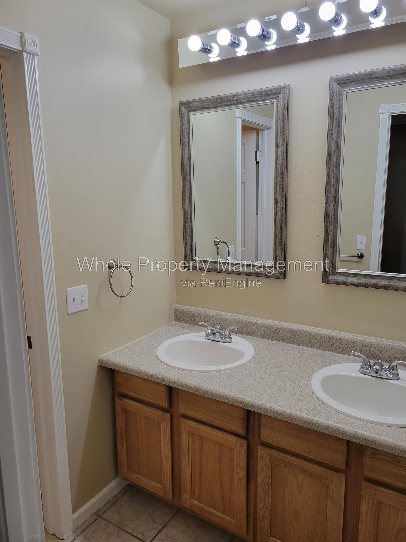 Gallery Image 15