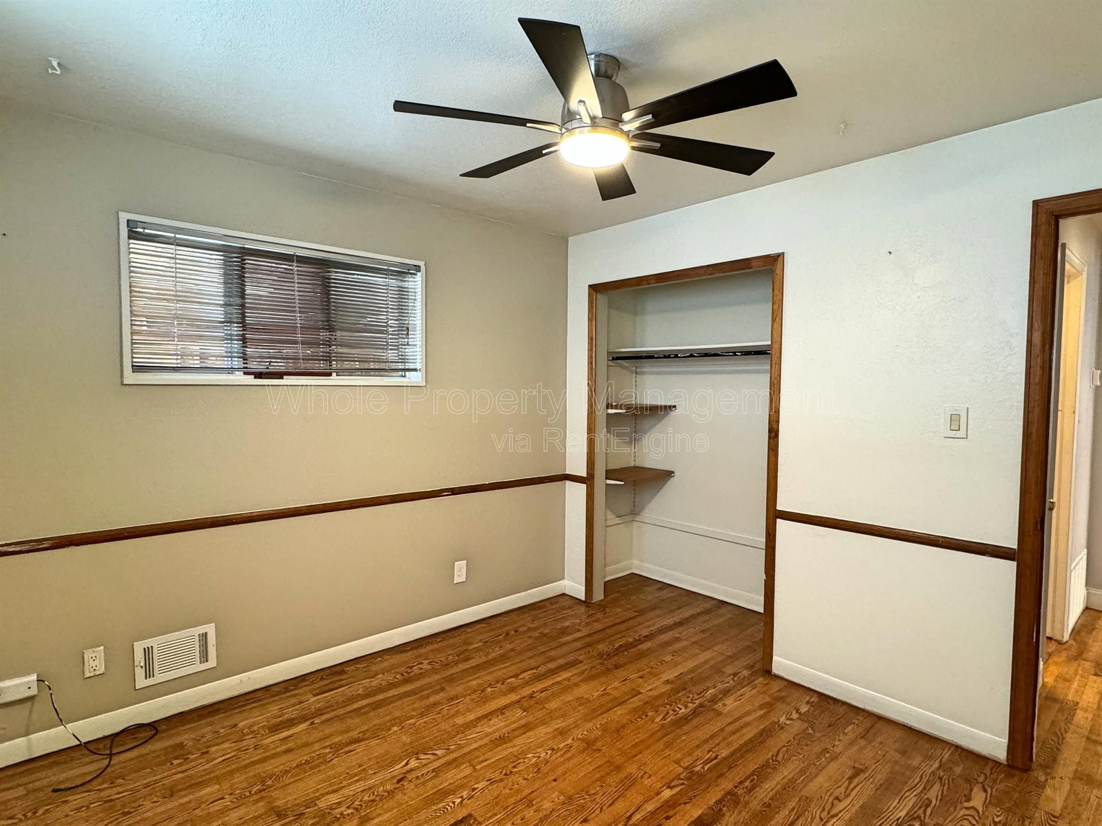 Gallery Image 18
