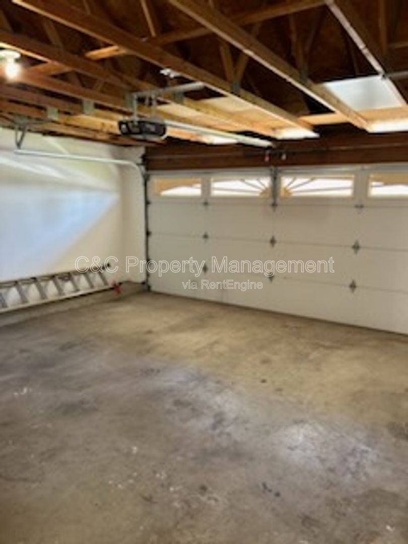 Gallery Image 9