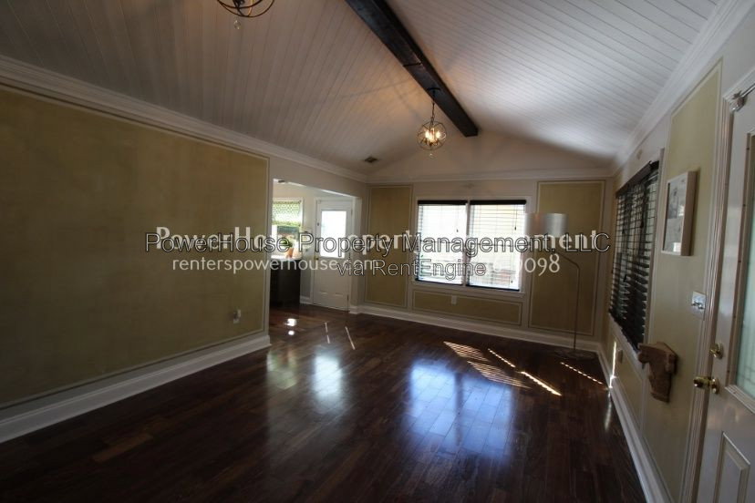 Gallery Image 28