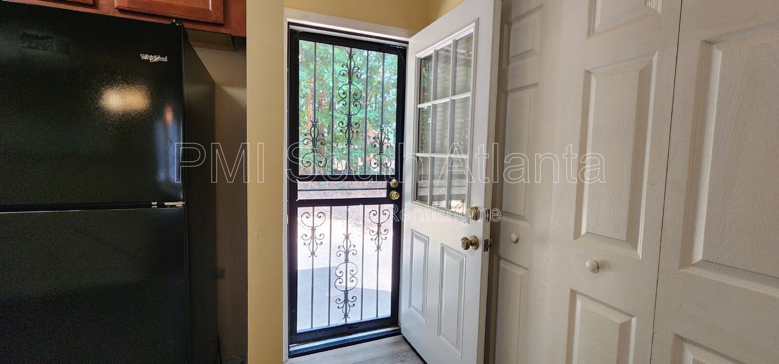 Gallery Image 14