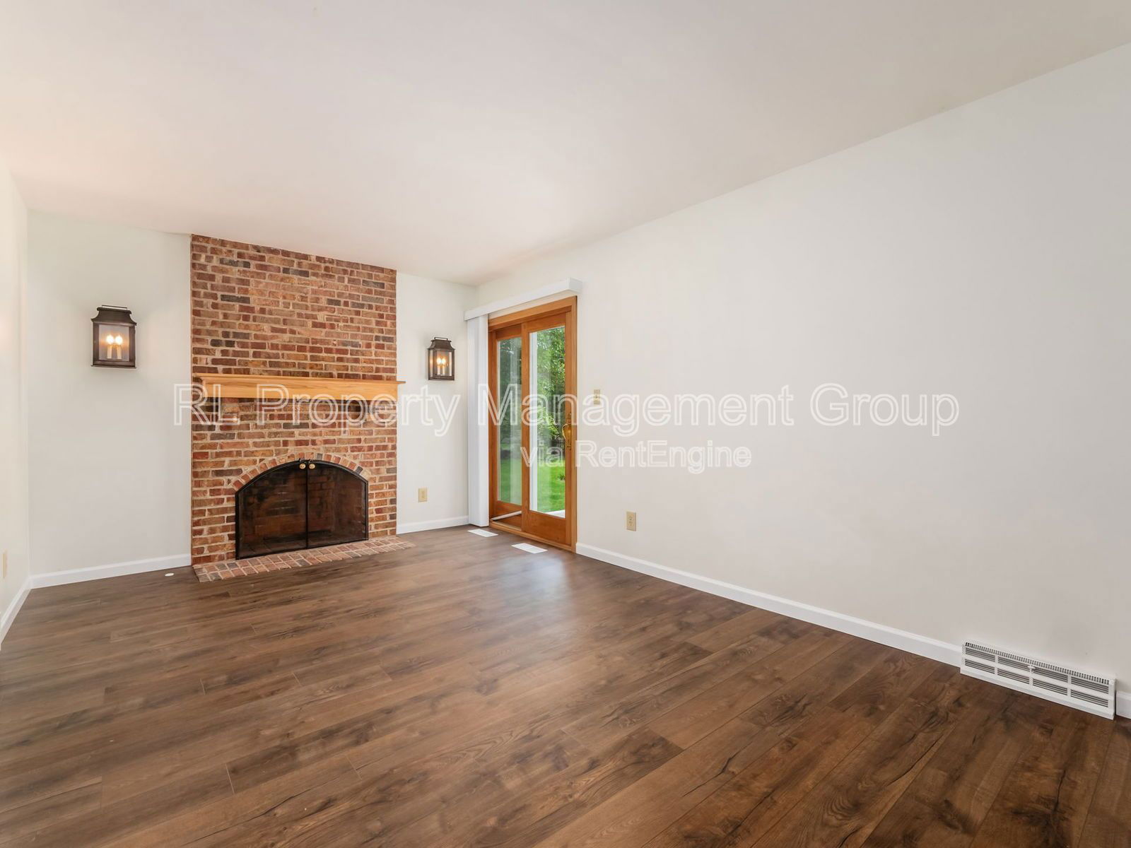 Gallery Image 18