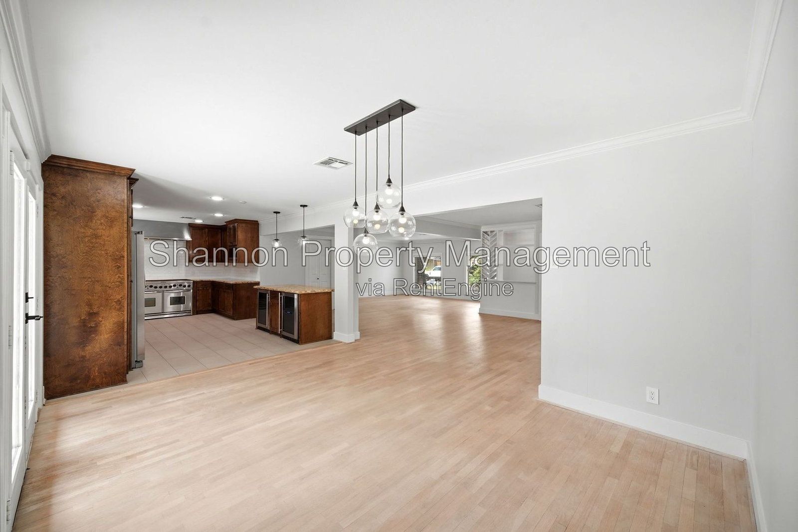 Gallery Image 16