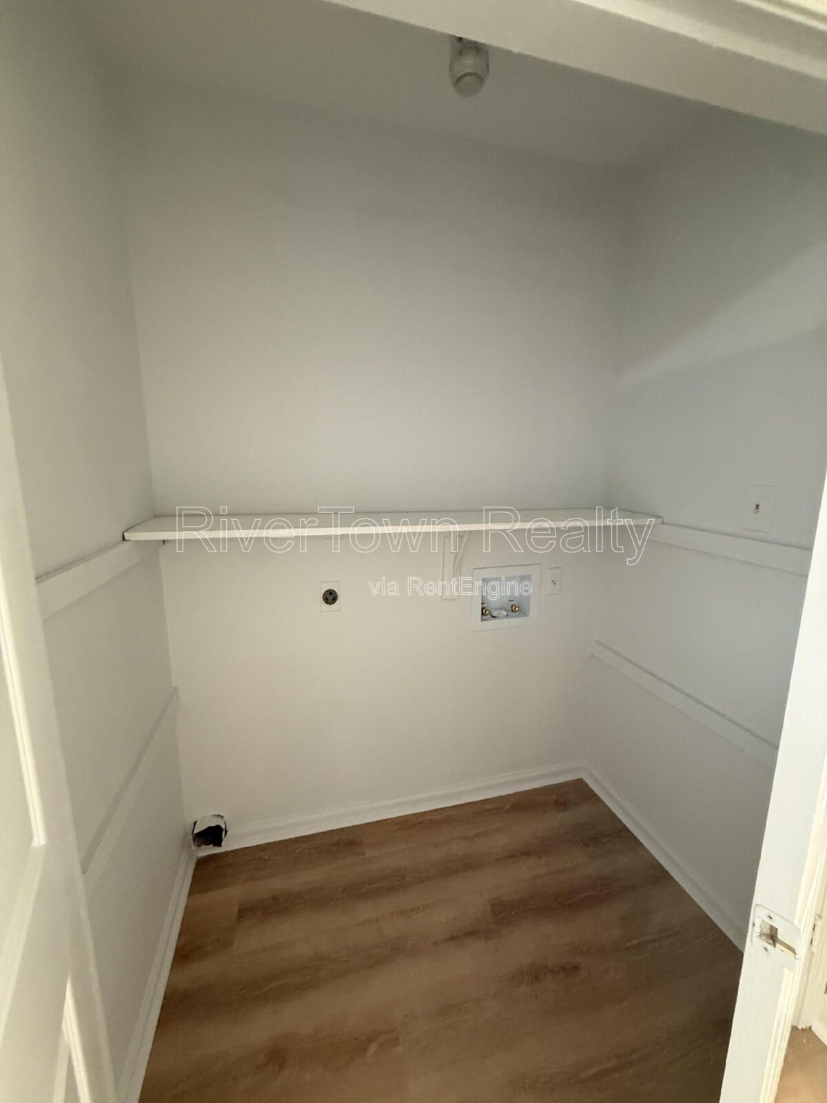Gallery Image 17