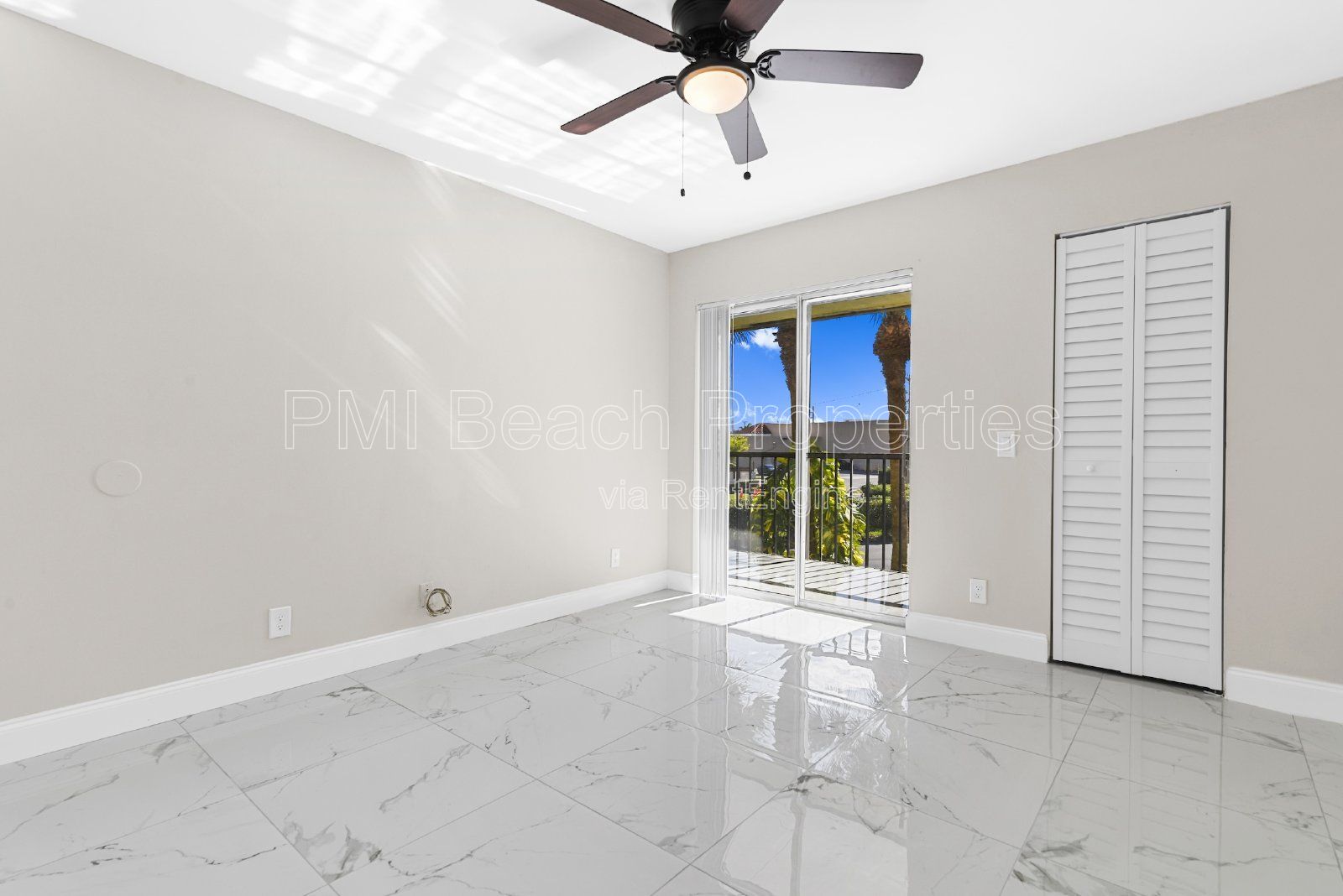 Gallery Image 0