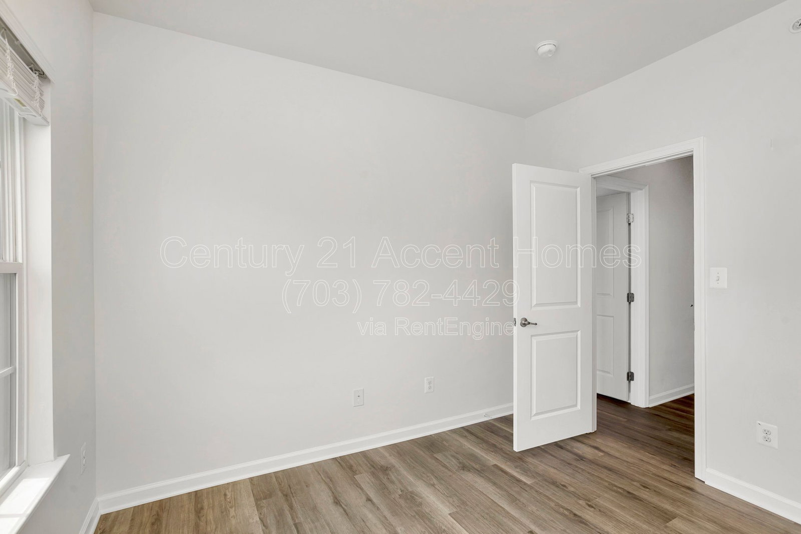 Gallery Image 16