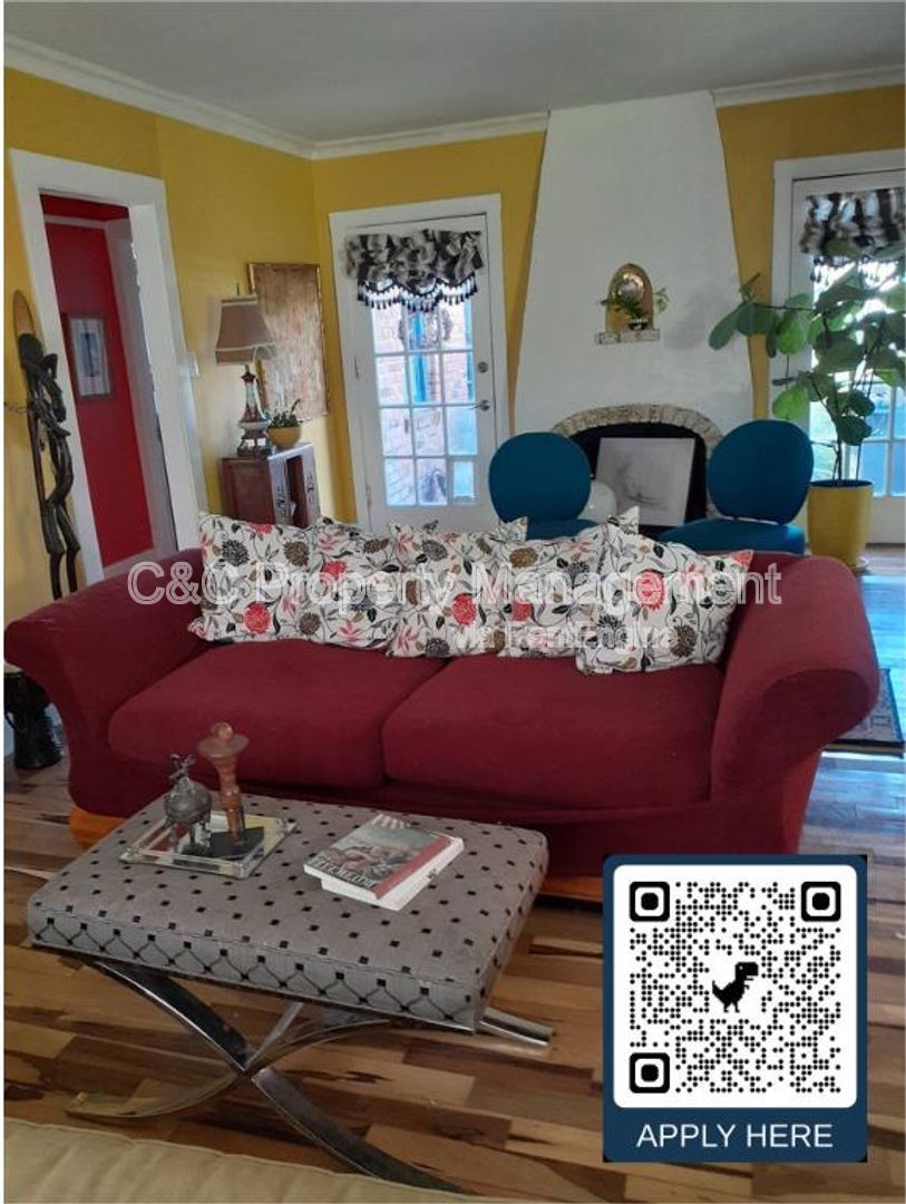 Gallery Image 0