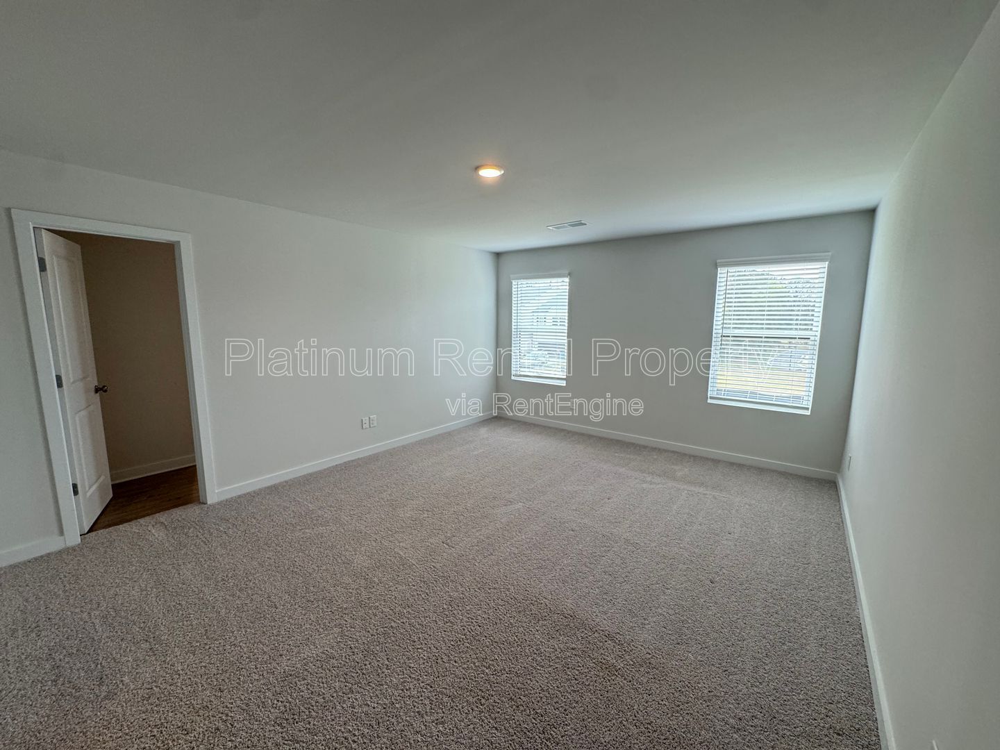 Gallery Image 16