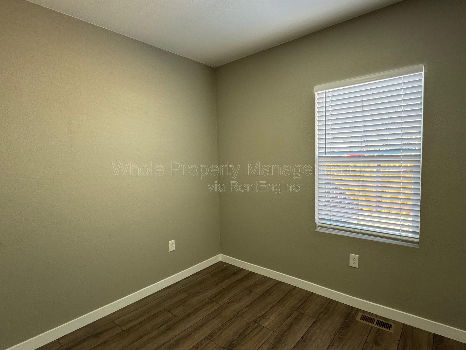 Gallery Image 20