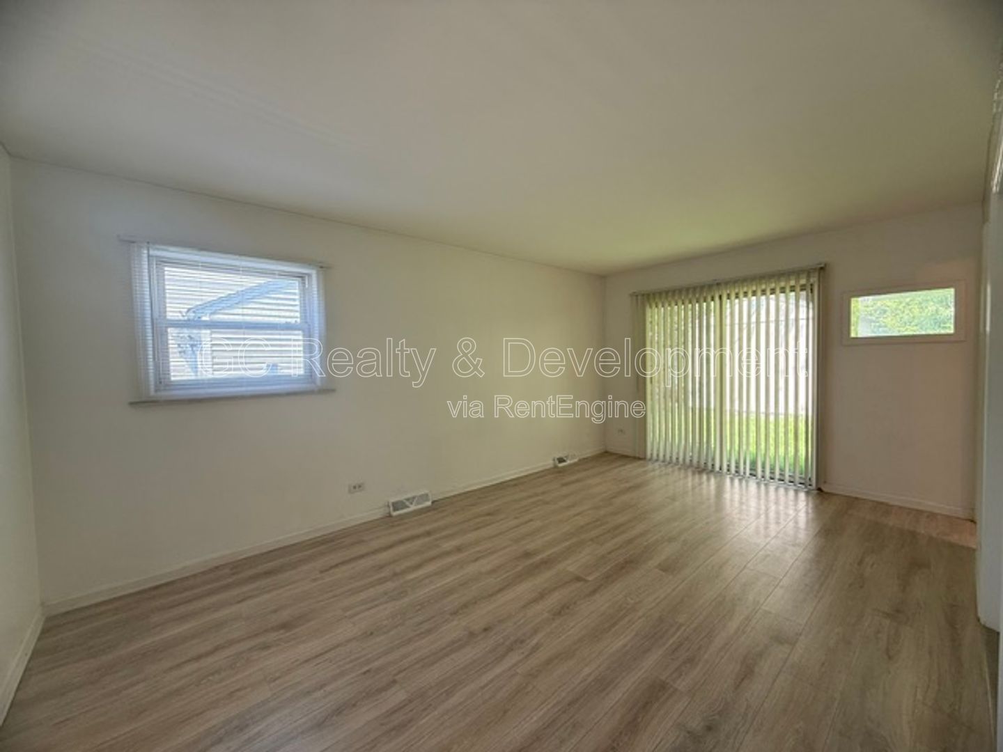Gallery Image 15