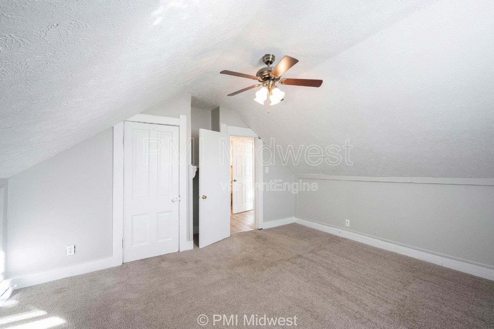 Gallery Image 21