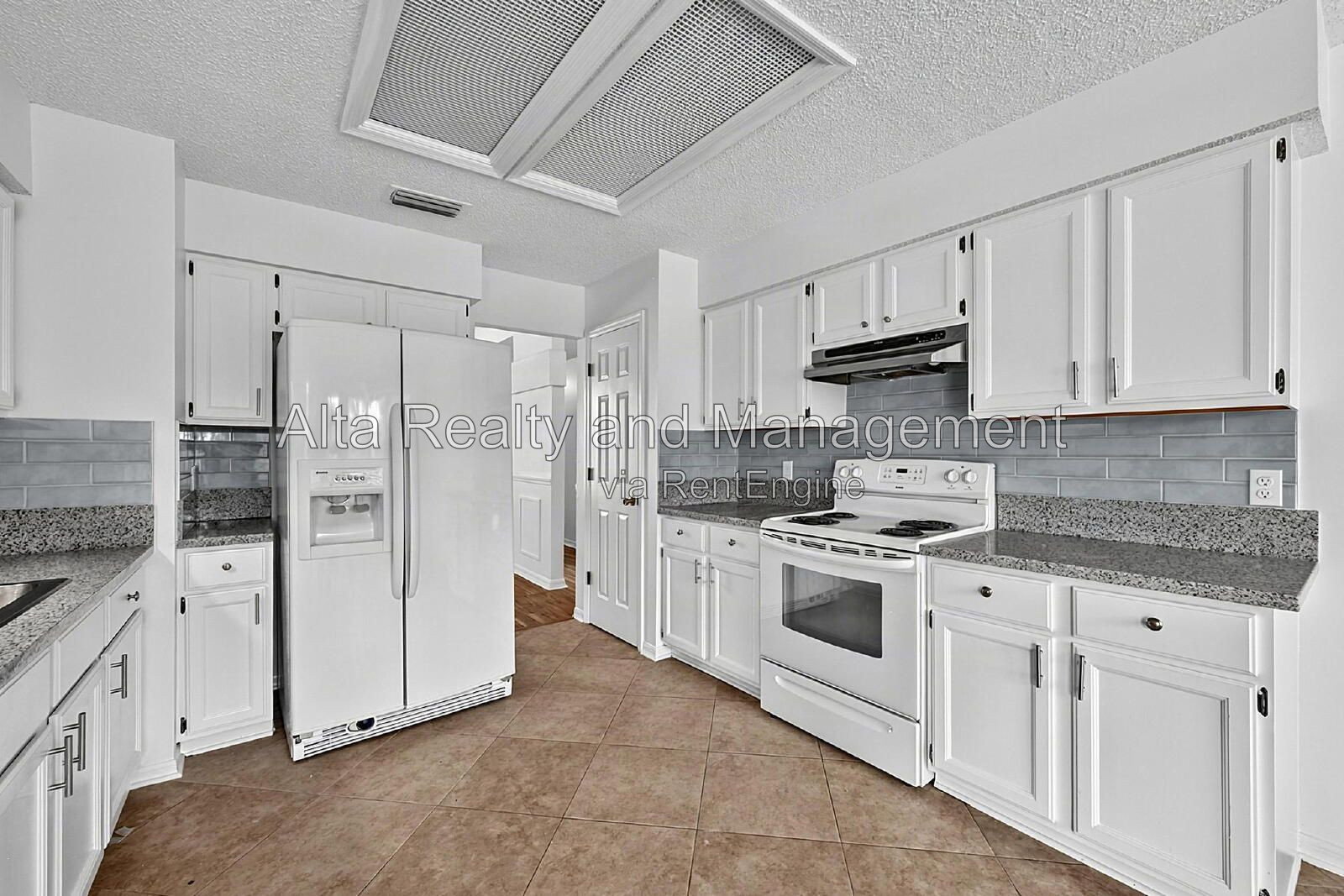 Gallery Image 13