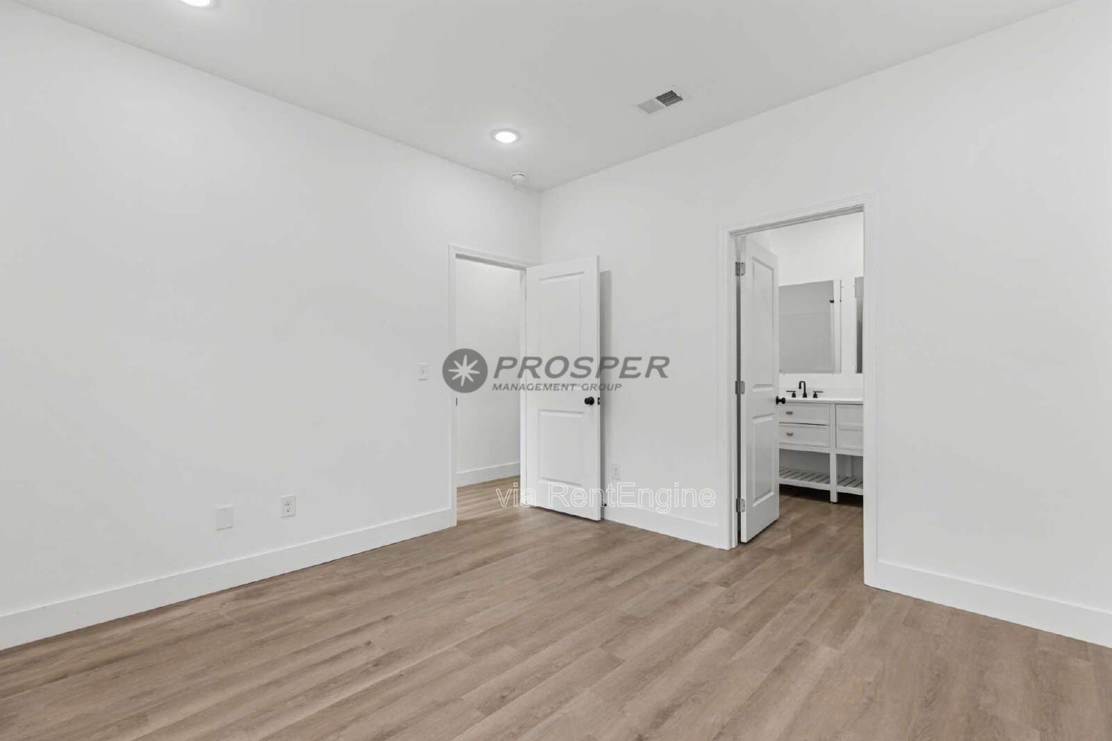 Gallery Image 29