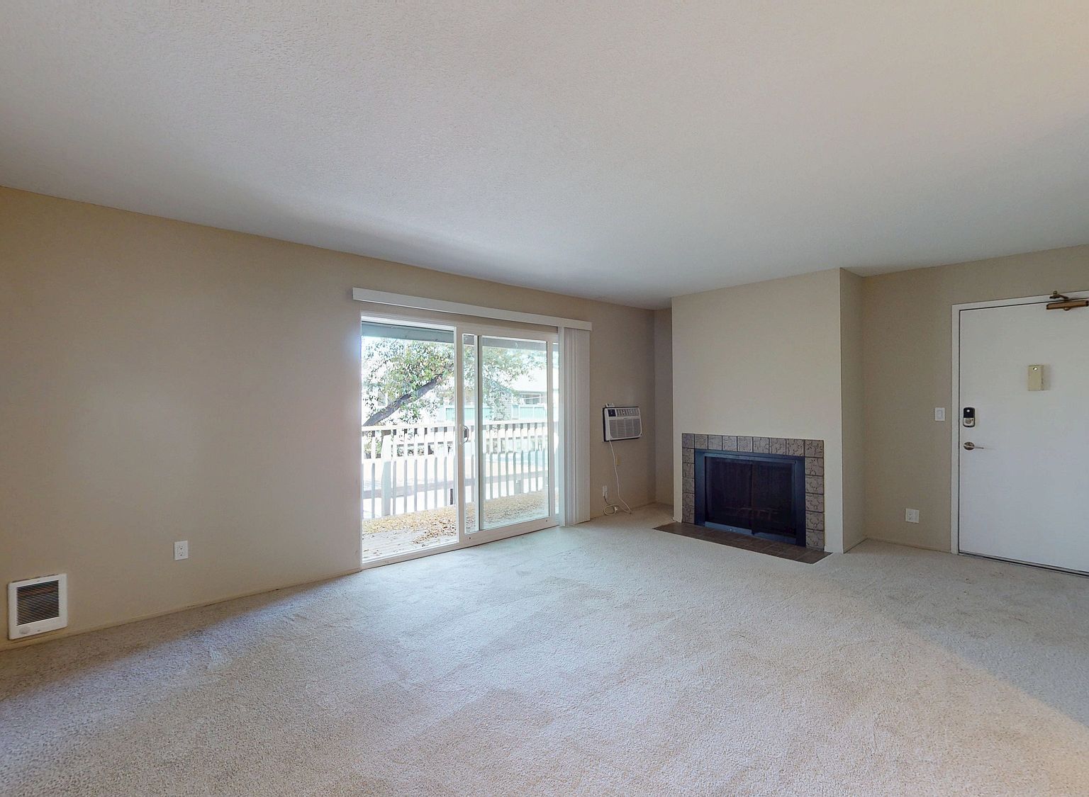 Gallery Image 0