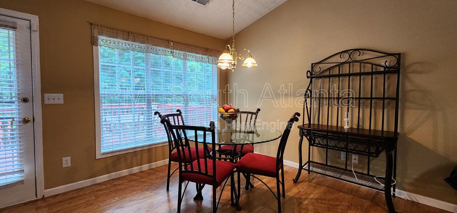 Gallery Image 9