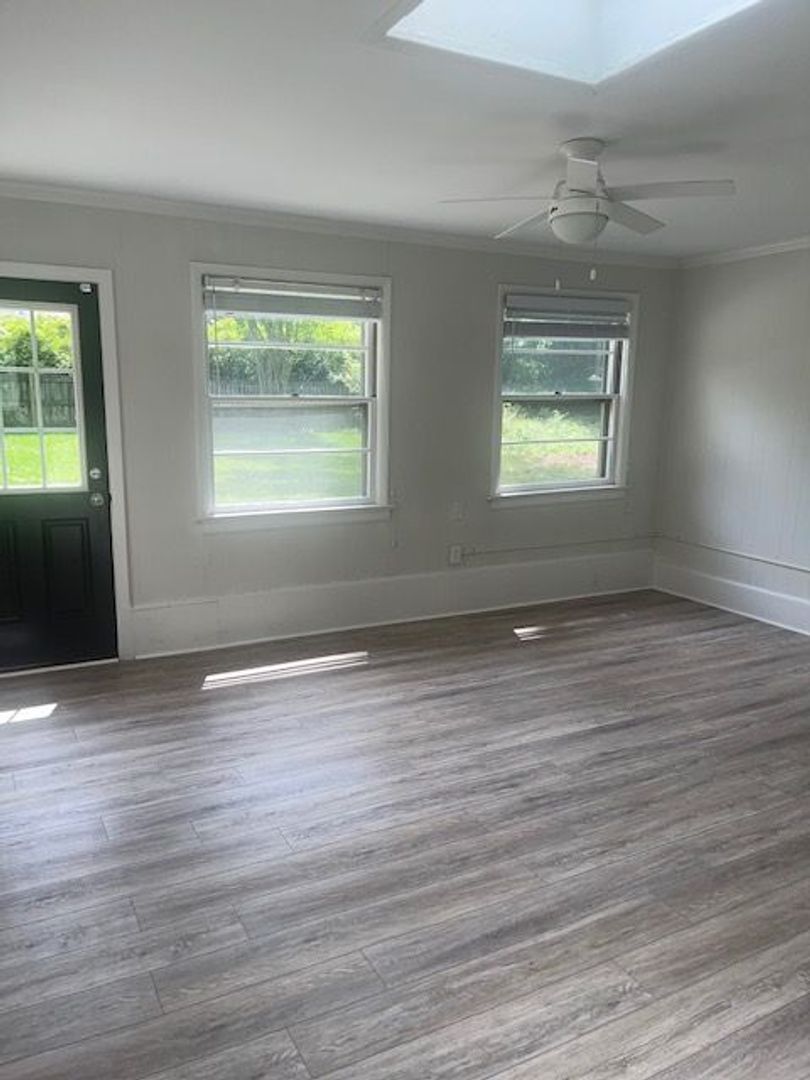 Gallery Image 10