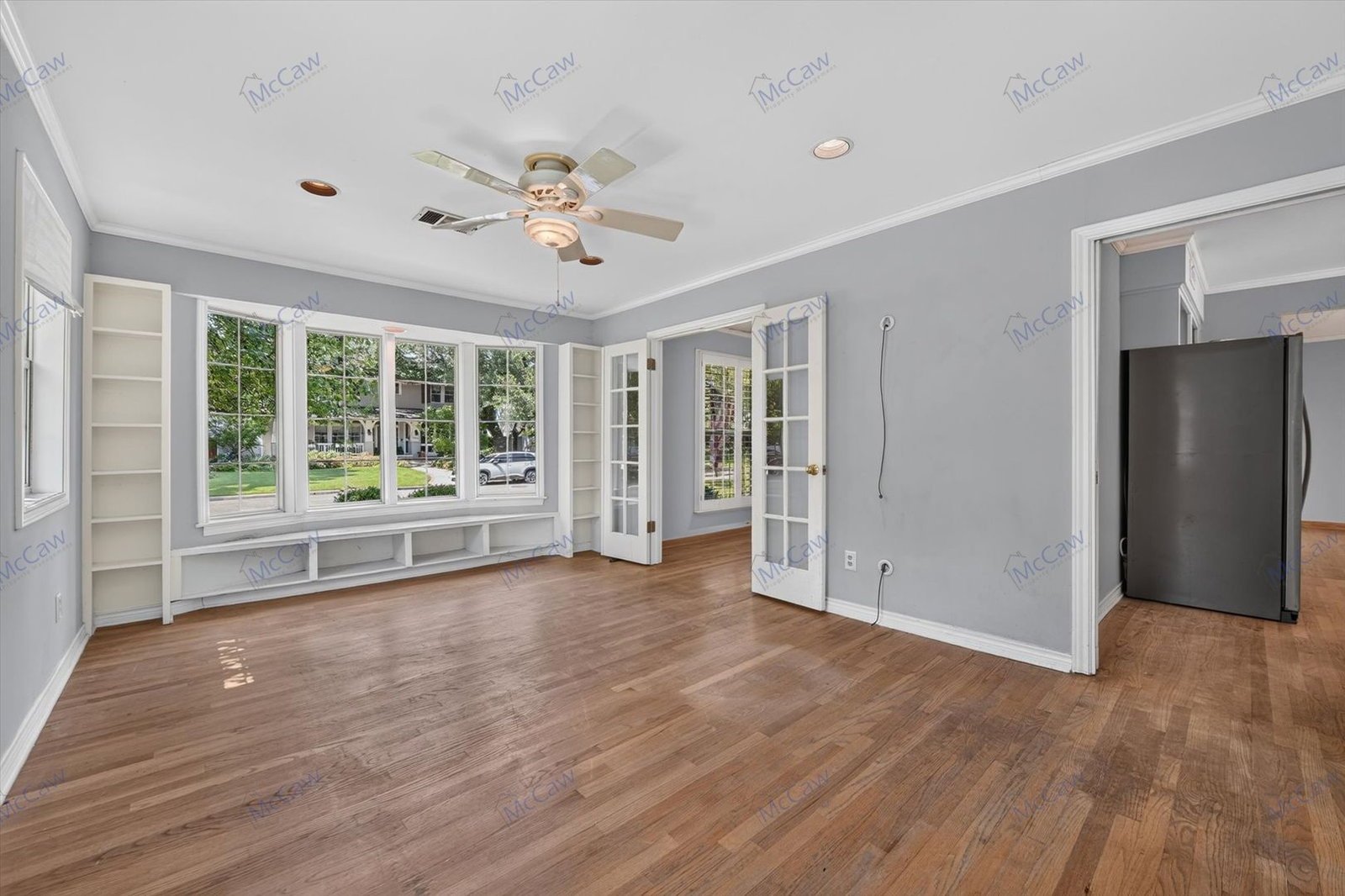 Gallery Image 16