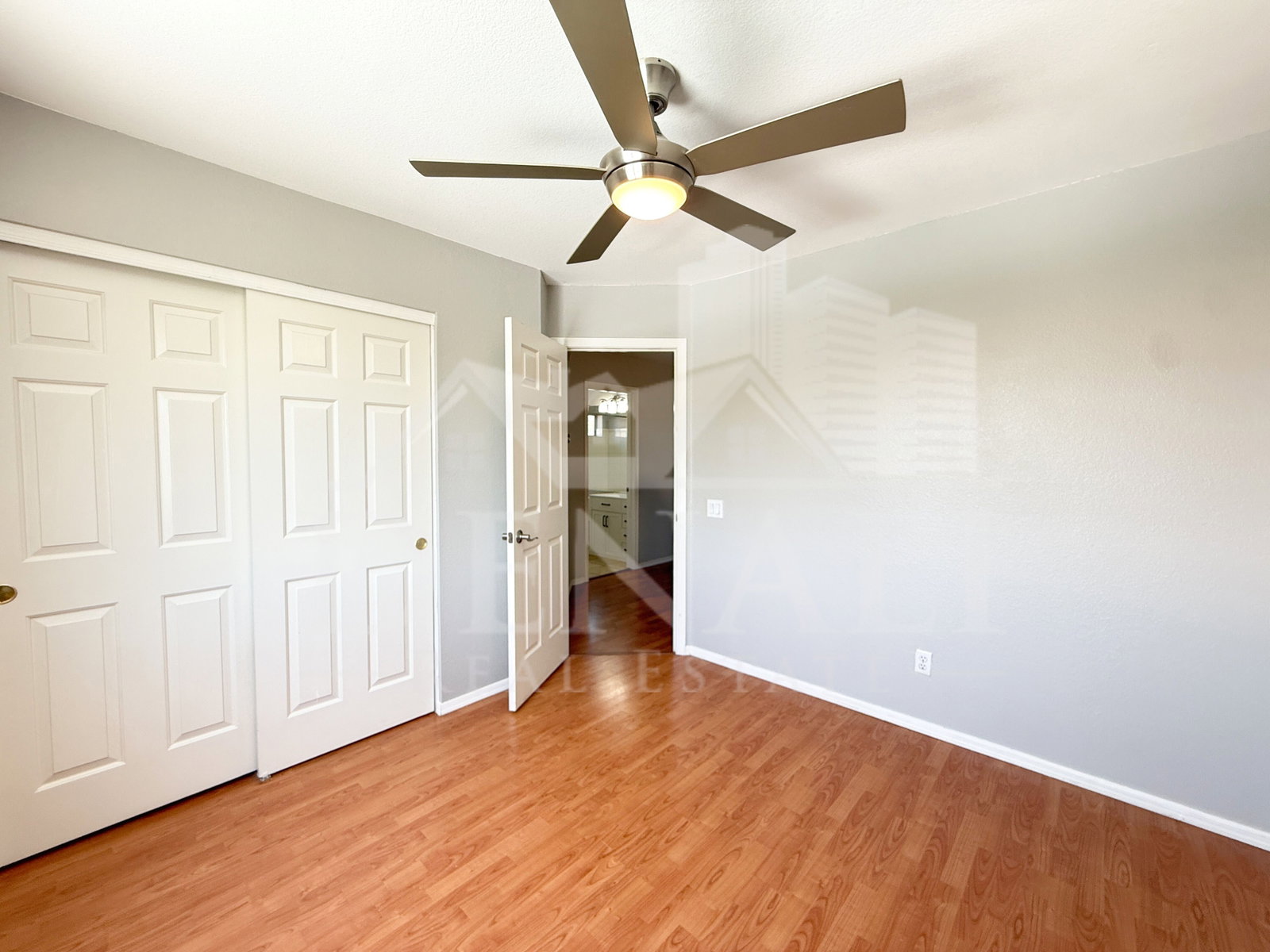 Gallery Image 18