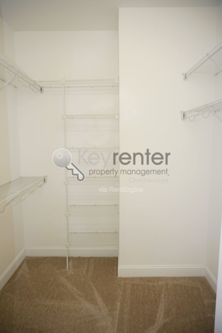 Gallery Image 17