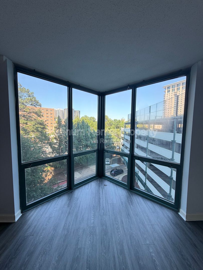 Gallery Image 19