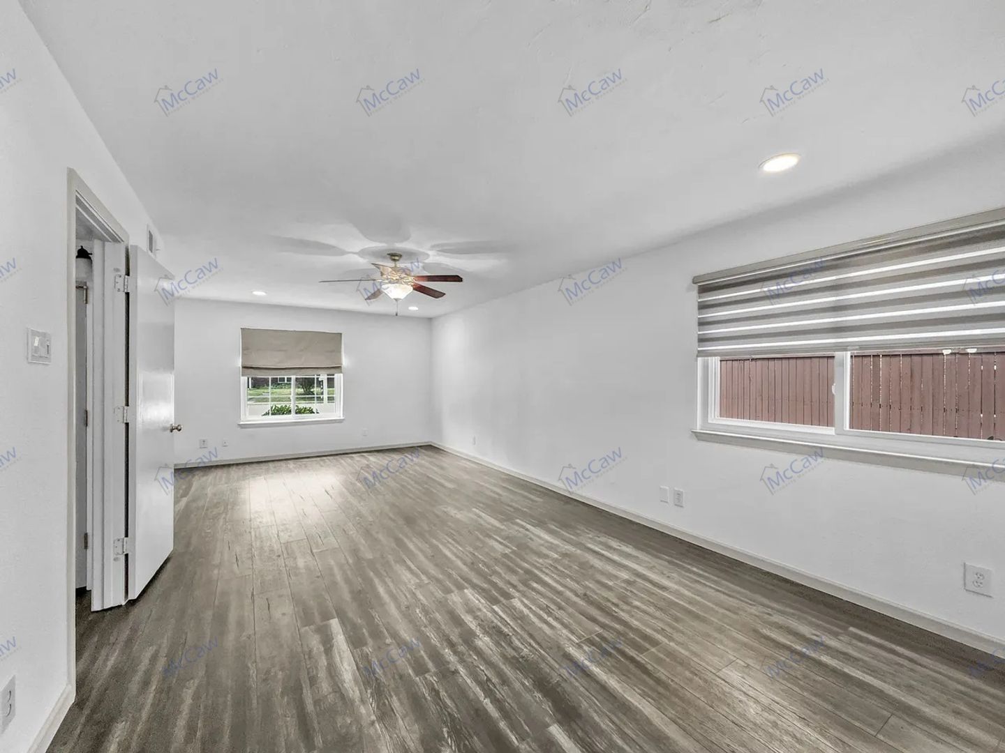Gallery Image 18