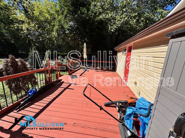 Gallery Image 14
