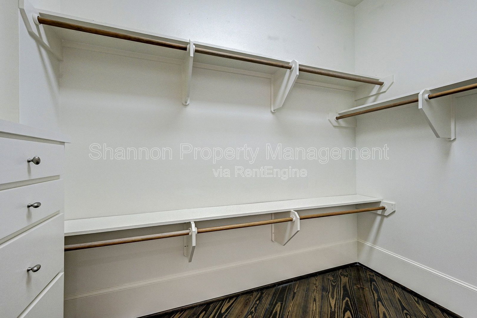 Gallery Image 37