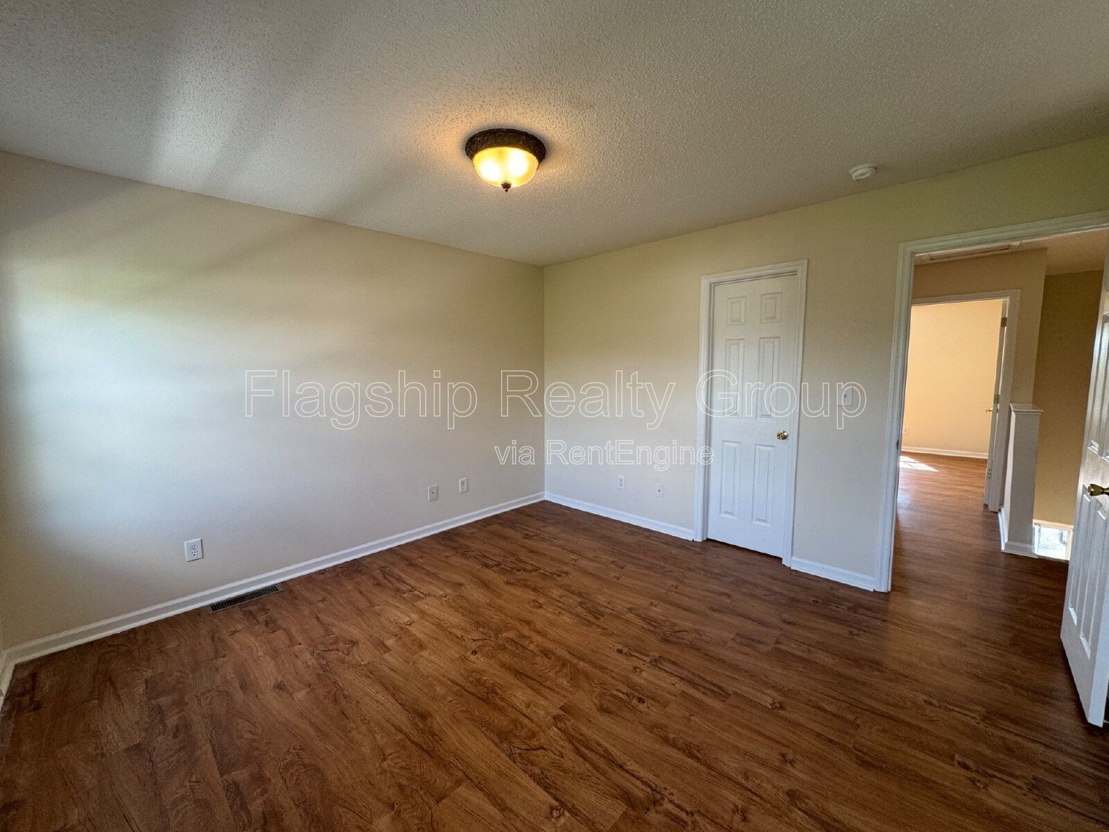 Gallery Image 18