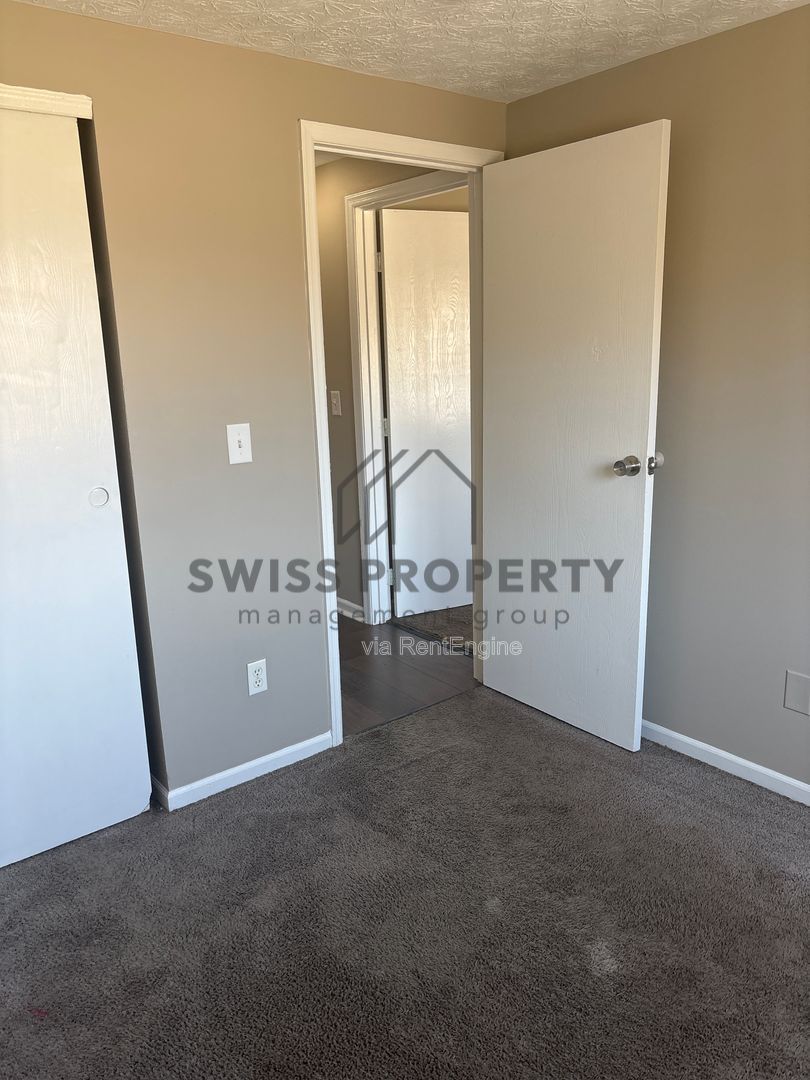 Gallery Image 16