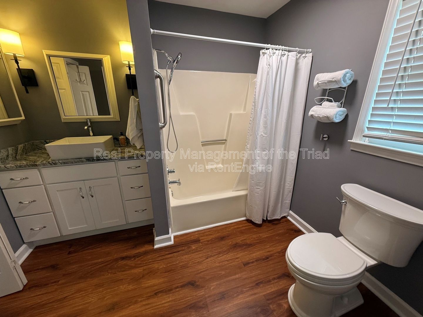 Gallery Image 8
