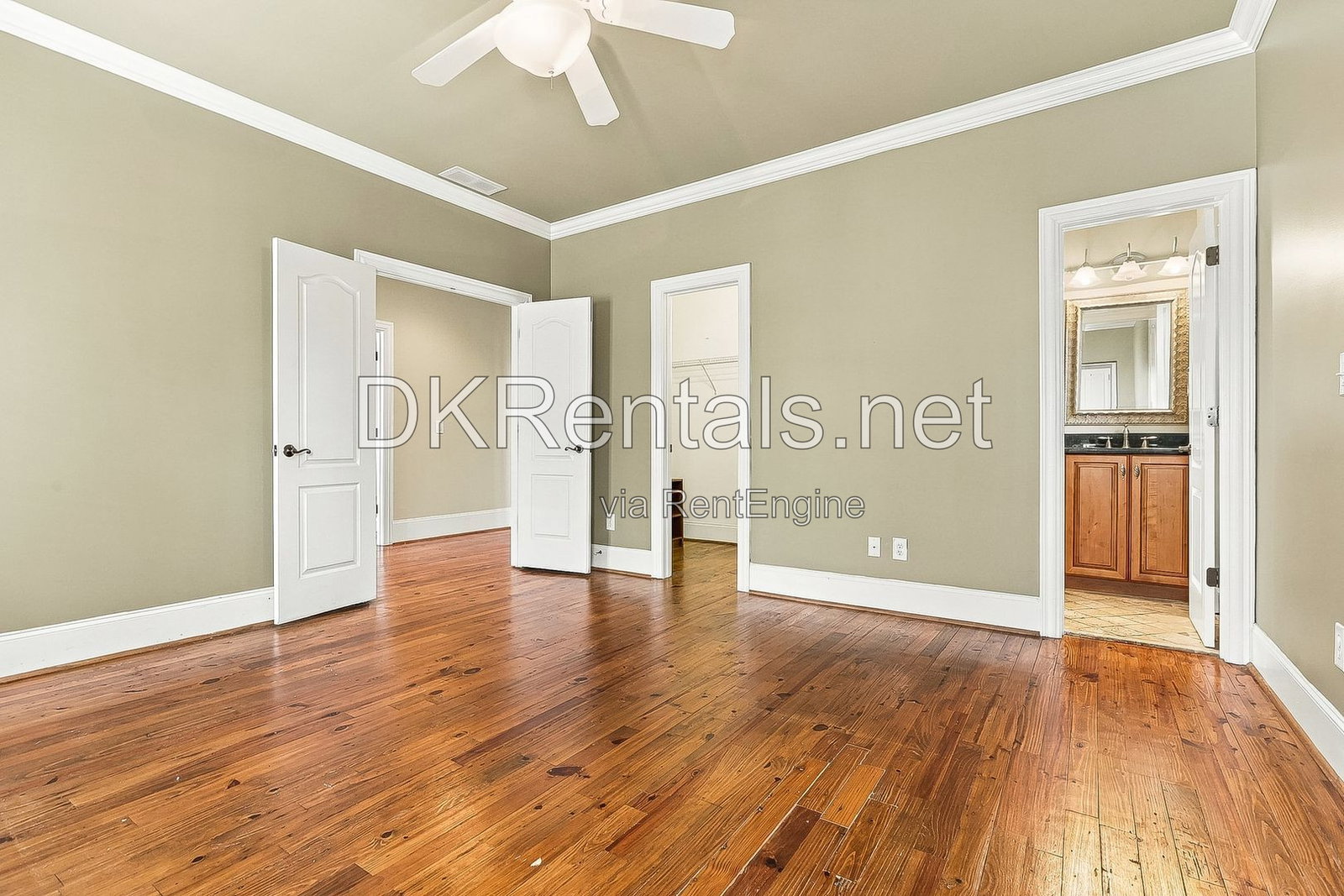 Gallery Image 18