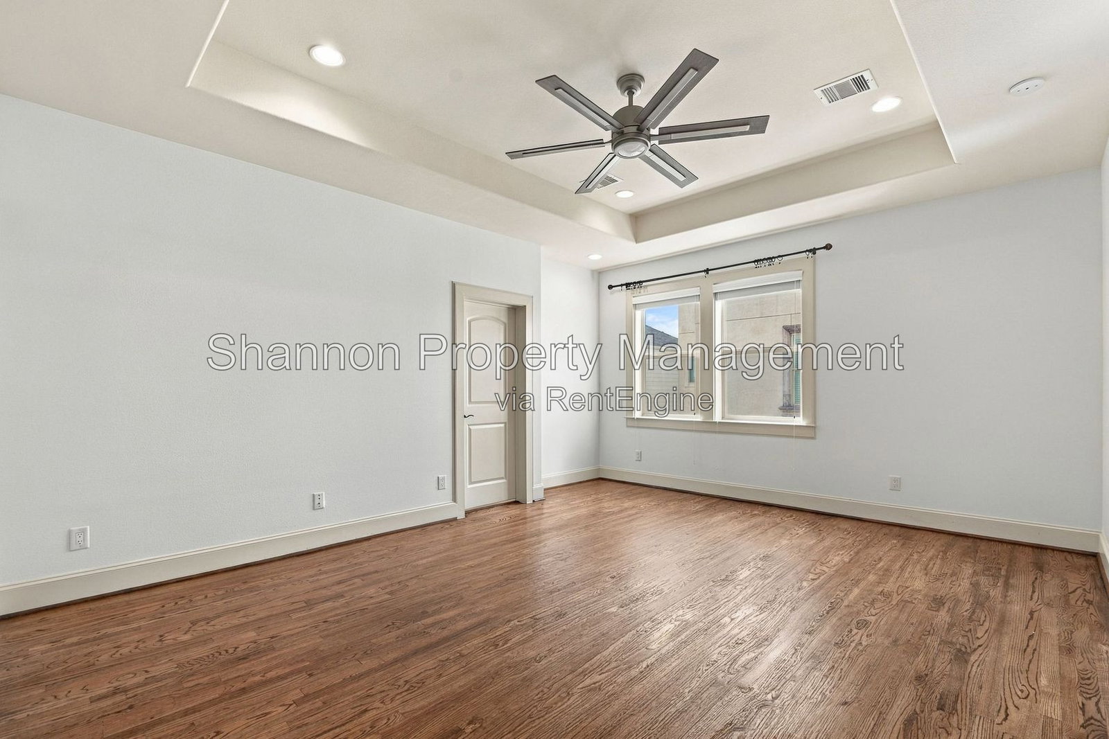 Gallery Image 30