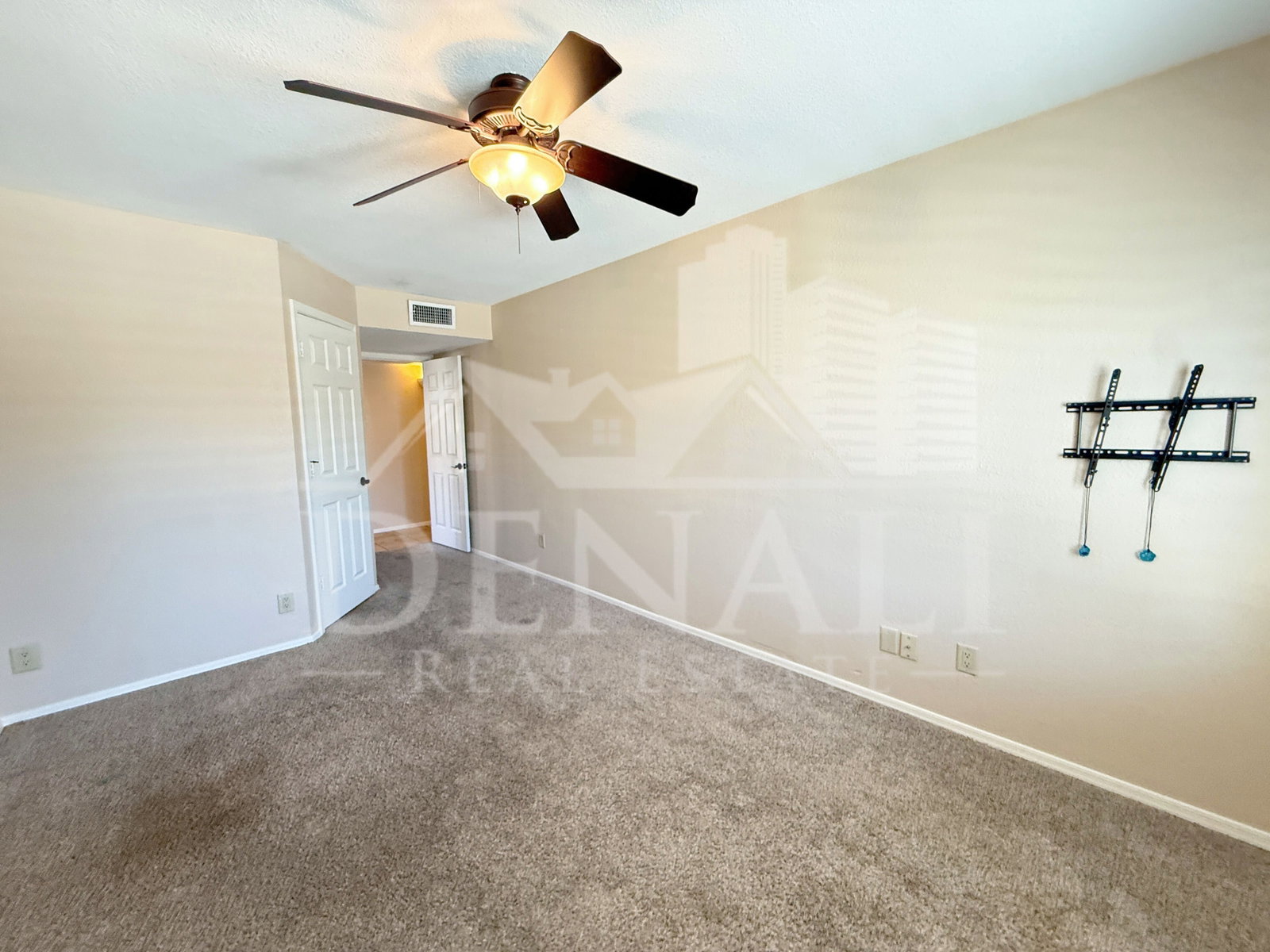 Gallery Image 21