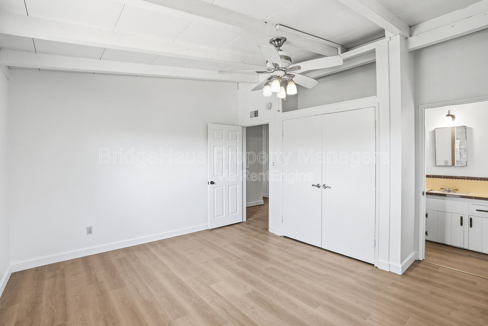 Gallery Image 34