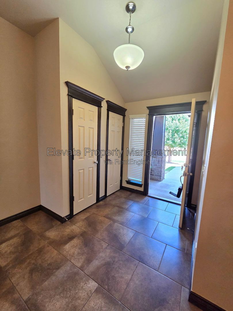 Gallery Image 19
