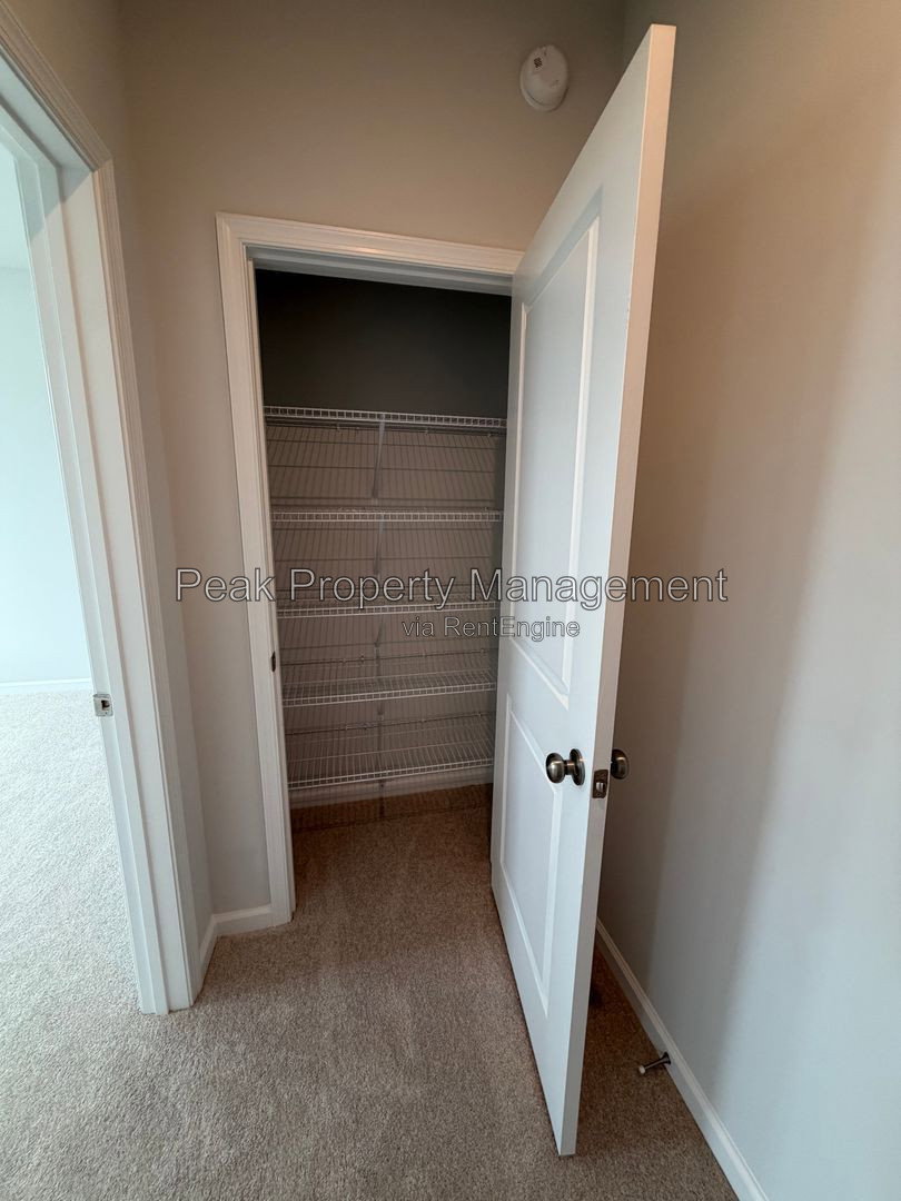 Gallery Image 18