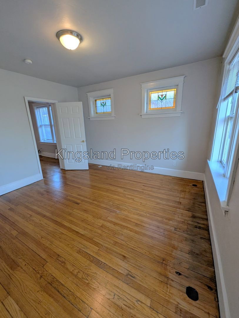 Gallery Image 10