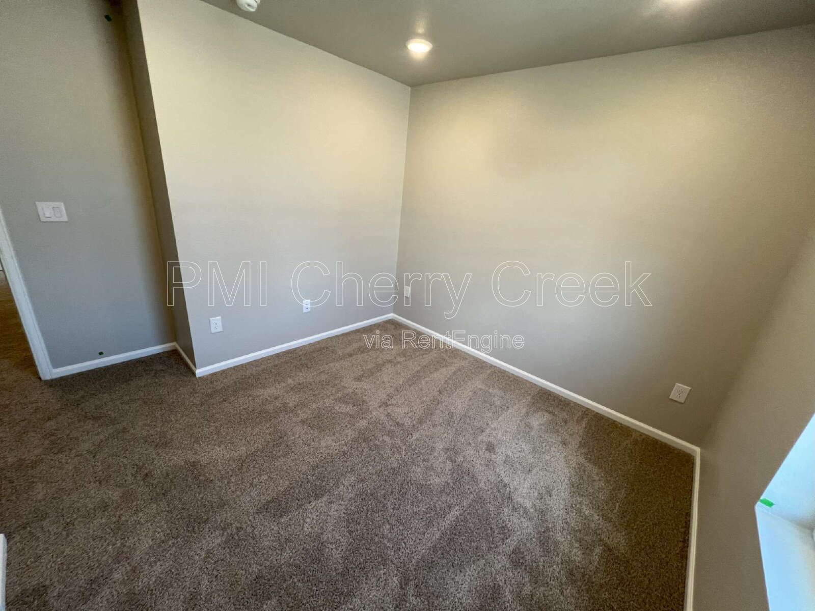 Gallery Image 30