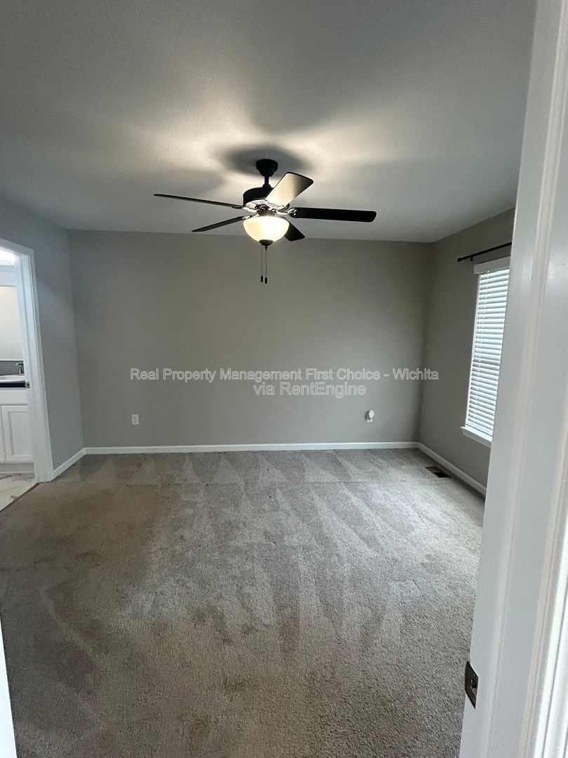 Gallery Image 18