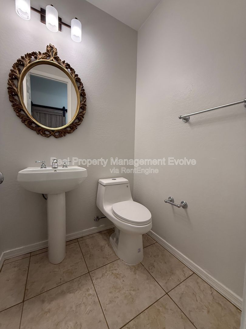 Gallery Image 31