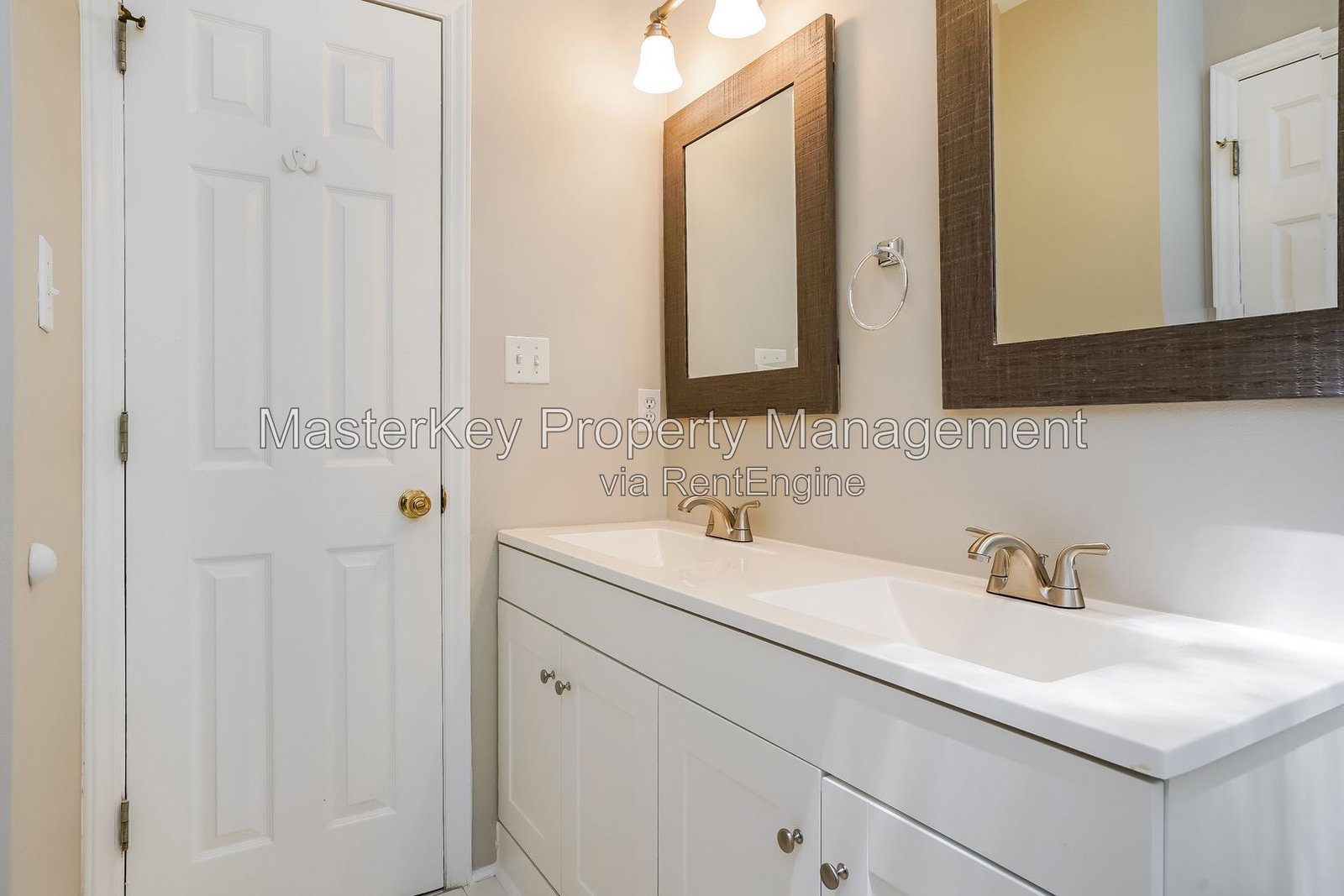 Gallery Image 16