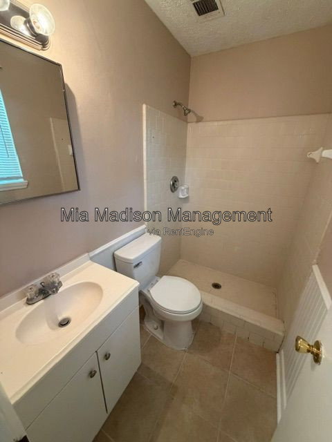 Gallery Image 21