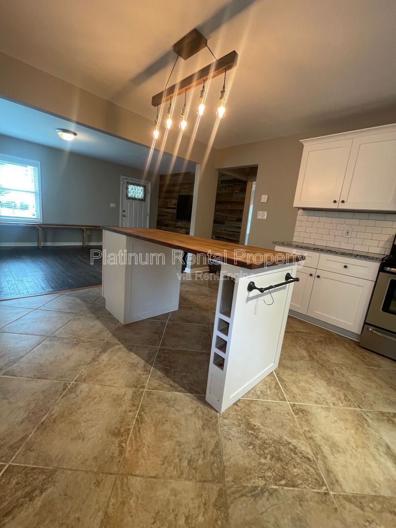 Gallery Image 16