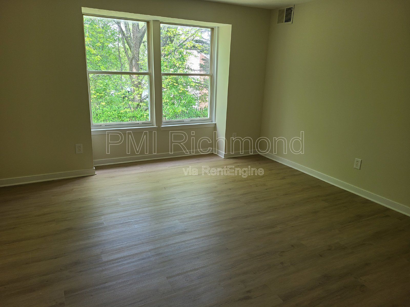 Gallery Image 23